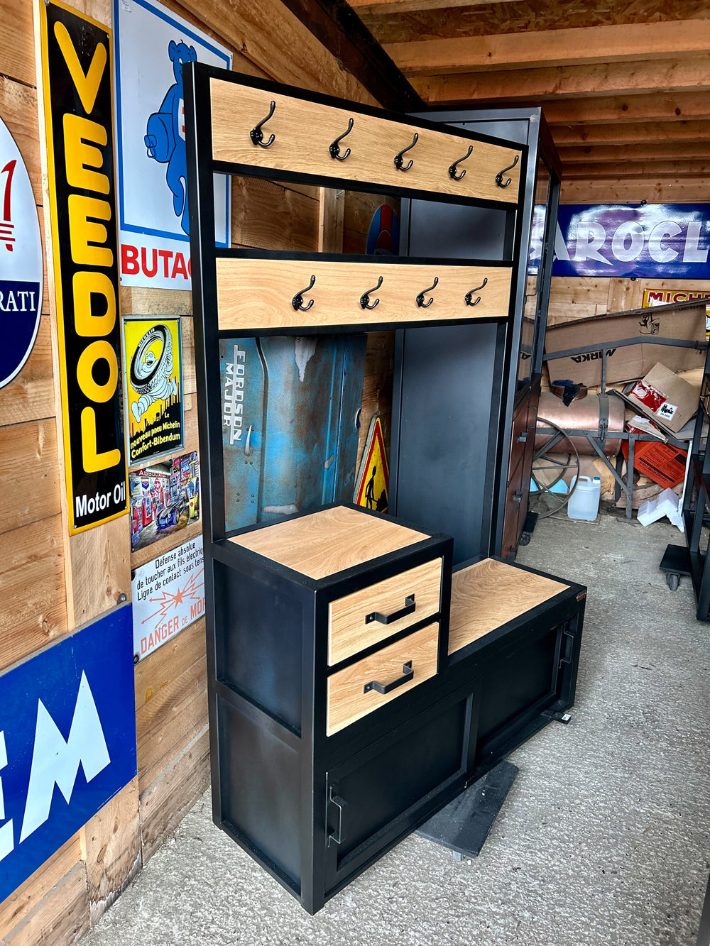 Armoire Dressing Design – Grand Volume de Rangement